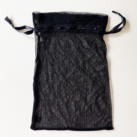 La Perla Black Mesh Storage Bag - Picture 5 of 5